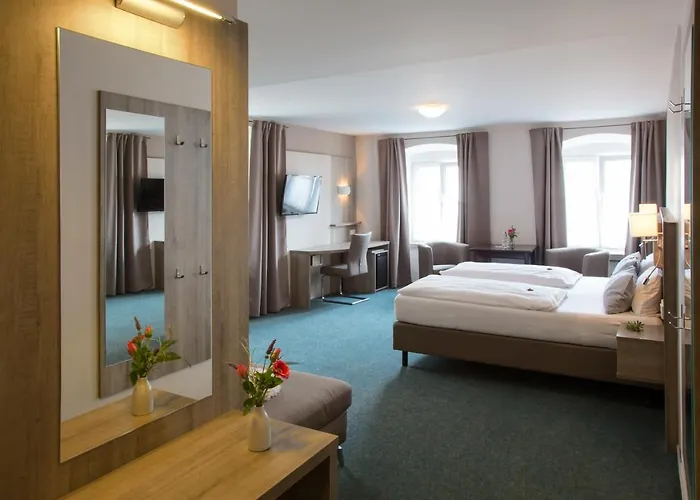Zur Post Hotel Riedenburg